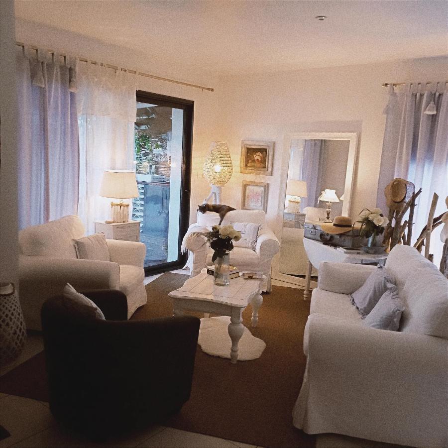 Maison Neuve Et Chaleureuse 莫桑克斯 外观 照片